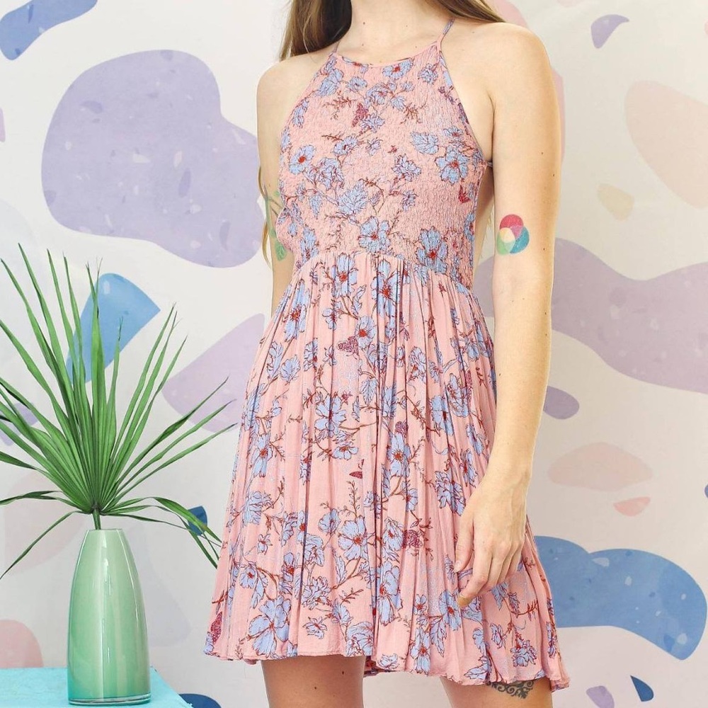Urban Outfitters - Kimchi Blue Verlina Open Back Dress M
